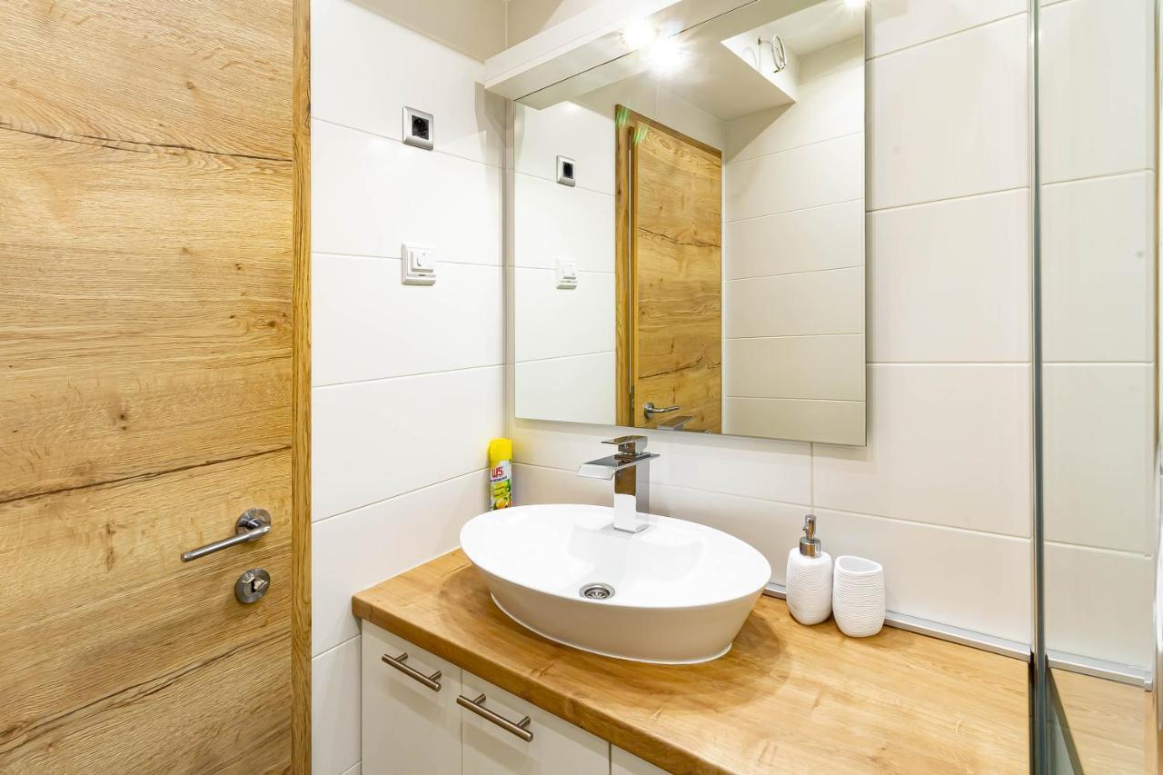 Apartments Marinici Rijeka - With Private Parking Exterior photo