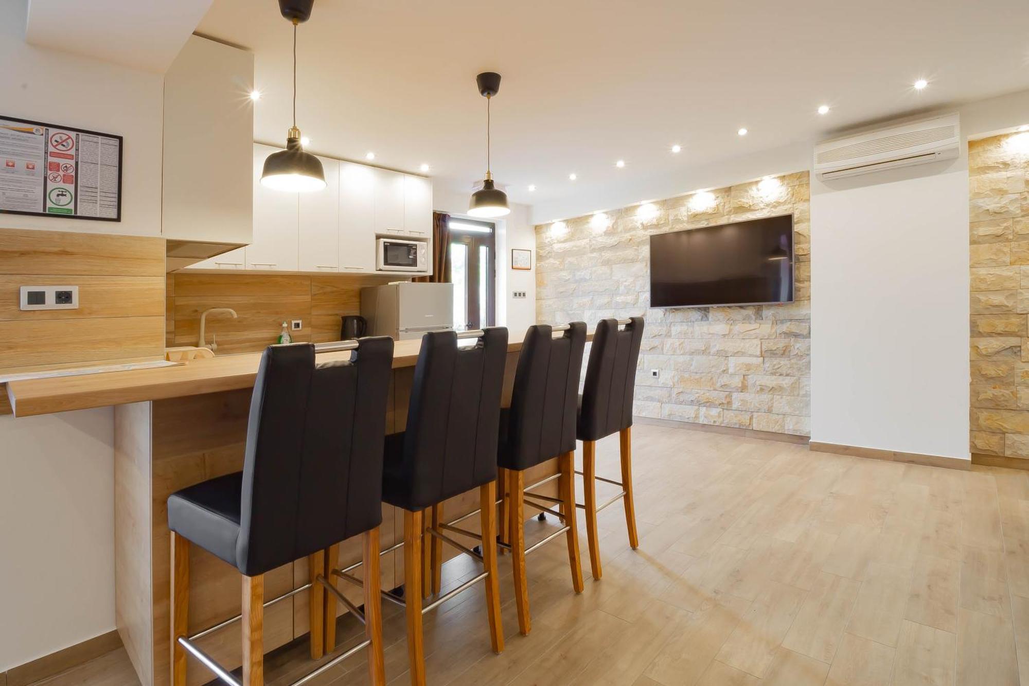 Apartments Marinici Rijeka - With Private Parking Exterior photo
